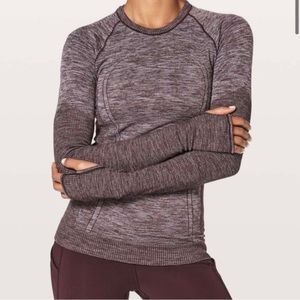 Lululemon White/Black Swiftly Wool Pullover Long Sleeve Size 8